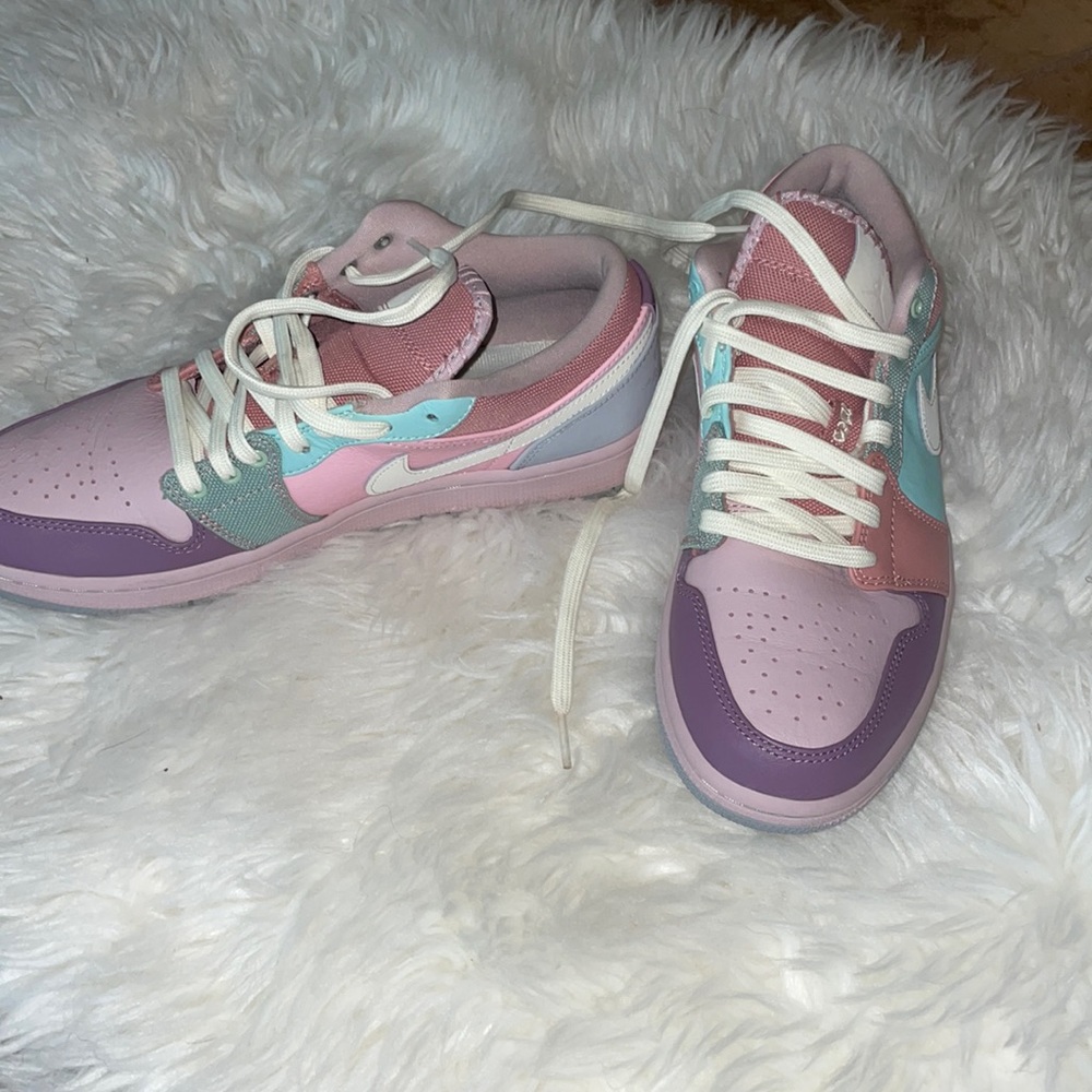 Men’s Jordan 1 Low Easter Pastels